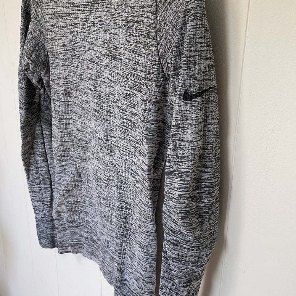 Nnike Pro Limitless Hyperwarm Running Hoodie Size… - image 4
